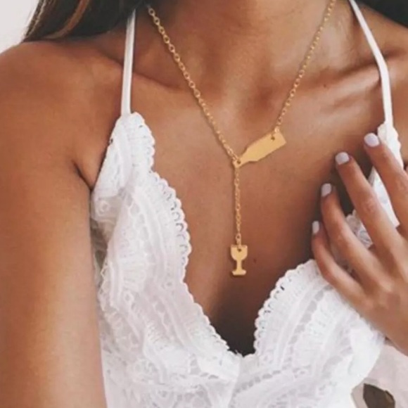 Wine Bottle Glass Lariat - Picture 2 of 2